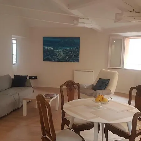 Appartement Magnifique 3p Neuf En Centre *